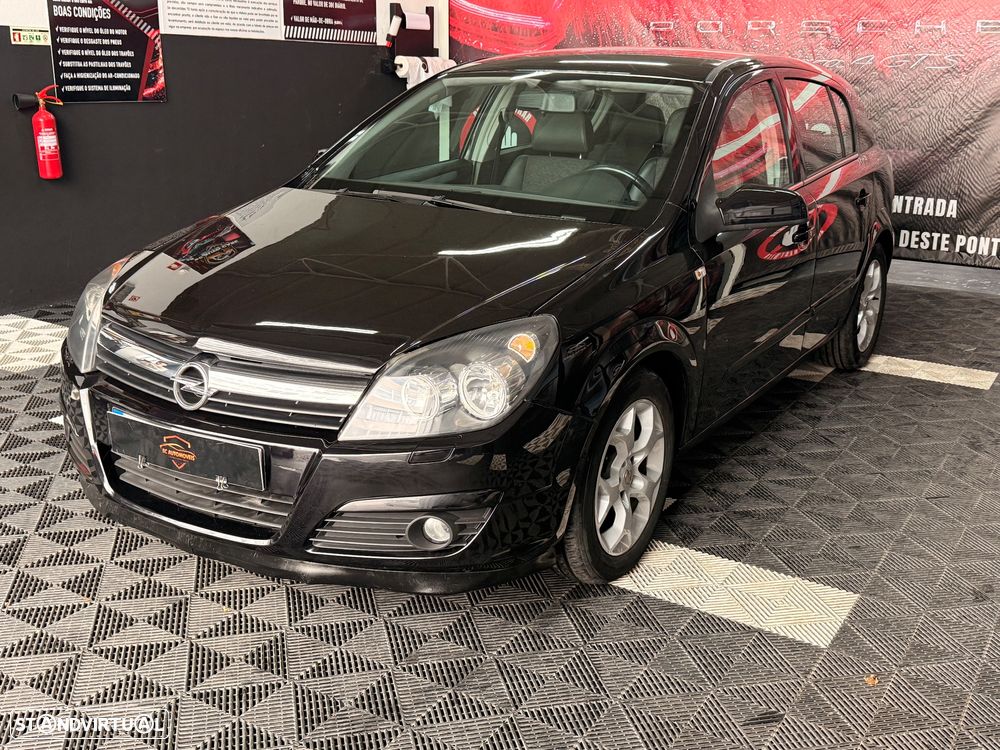 Opel Astra 1.7 CDTI Cosmo M6 - 1