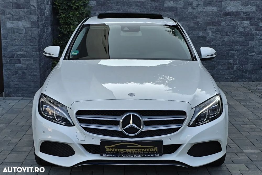 Mercedes-Benz C - 23