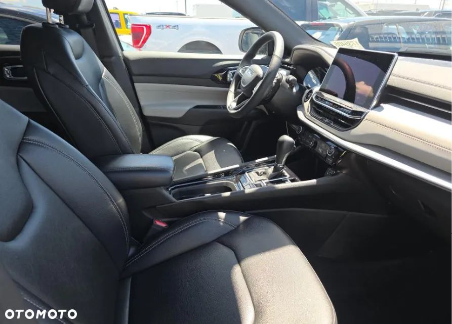 Jeep Compass - 11