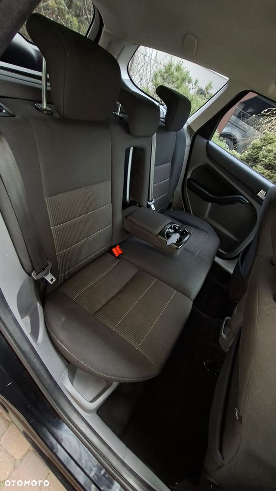 Ford Focus 2.0 16V Titanium - 16