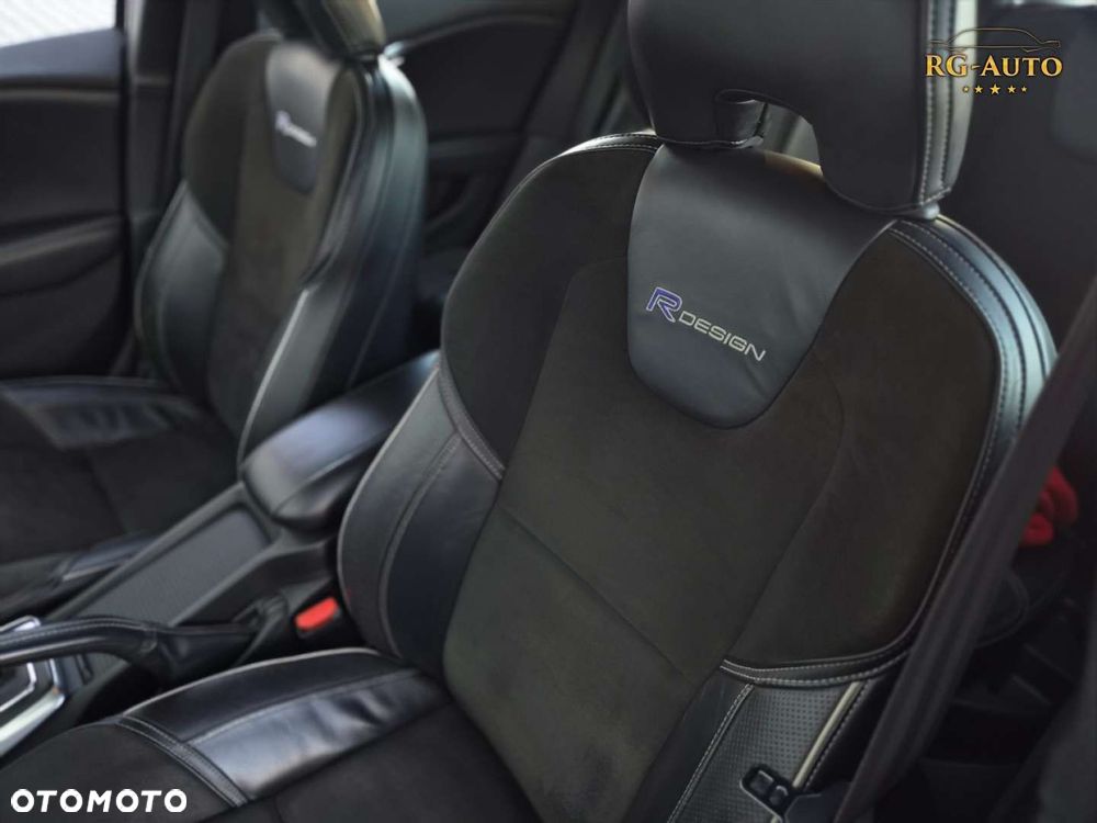 Volvo V40 - 30