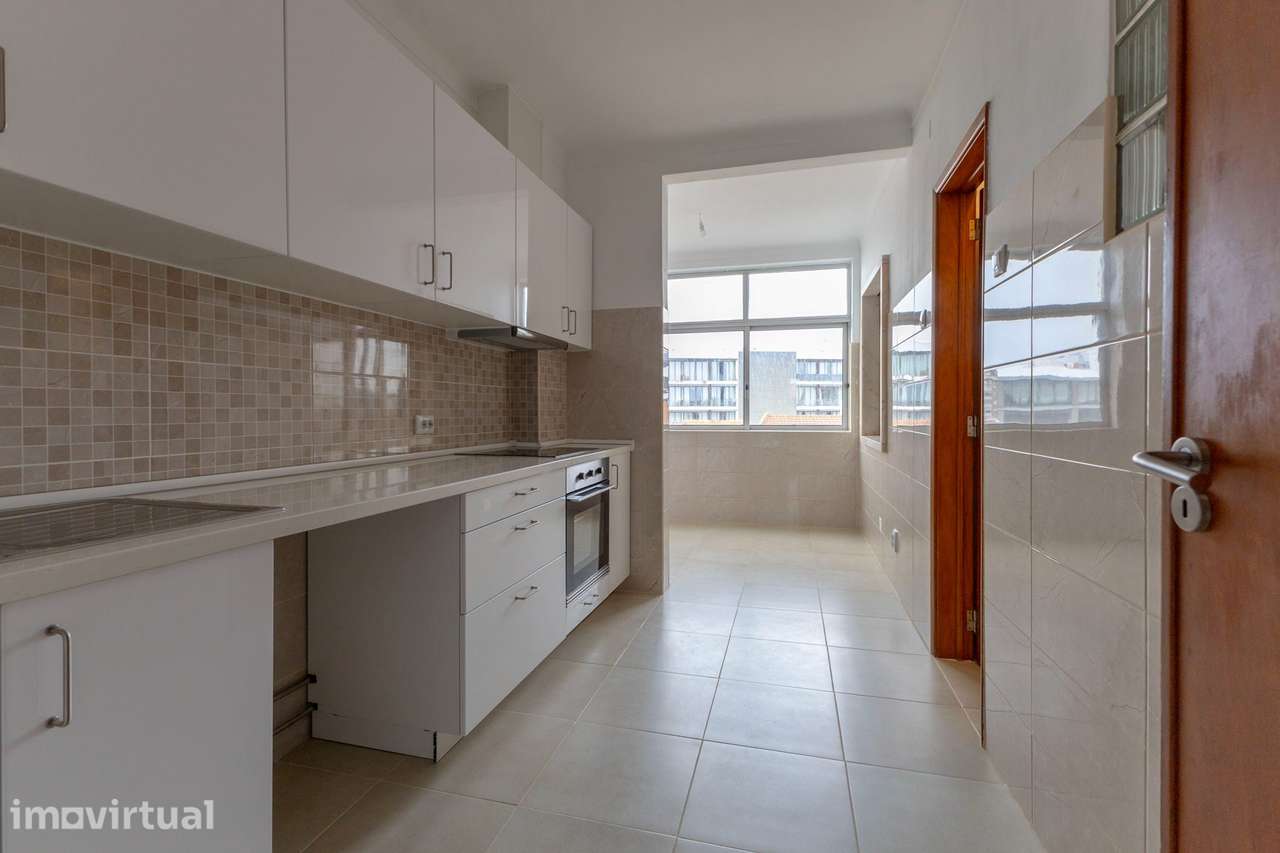 Apartamento T4 Arrendamento - Grande imagem: 5/17