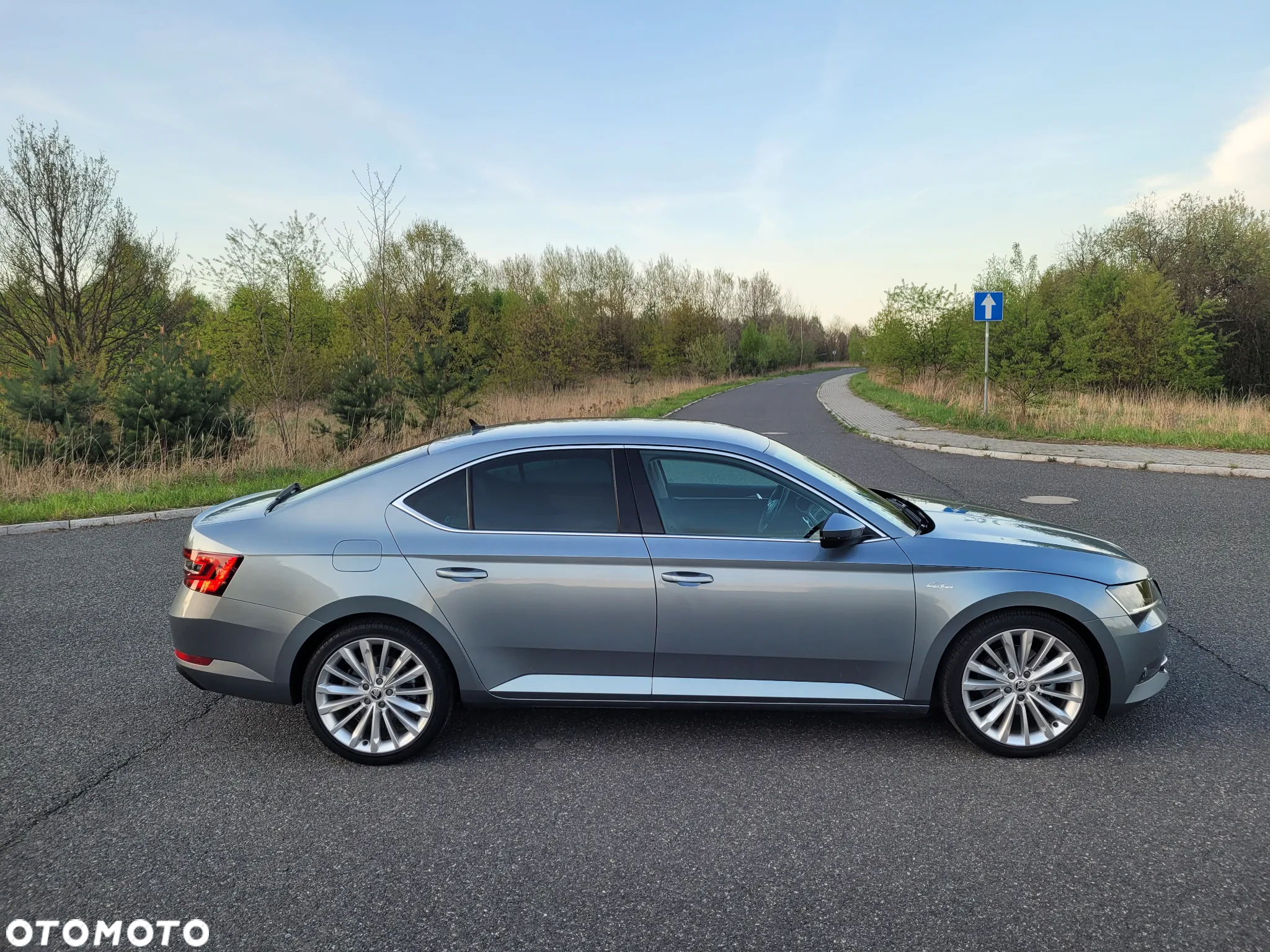Skoda Superb 1.8 TSI L&K DSG - 5