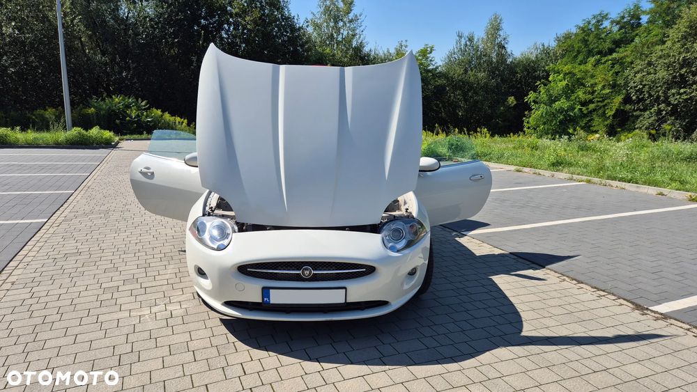 Jaguar XK 4.2 V8 - 17