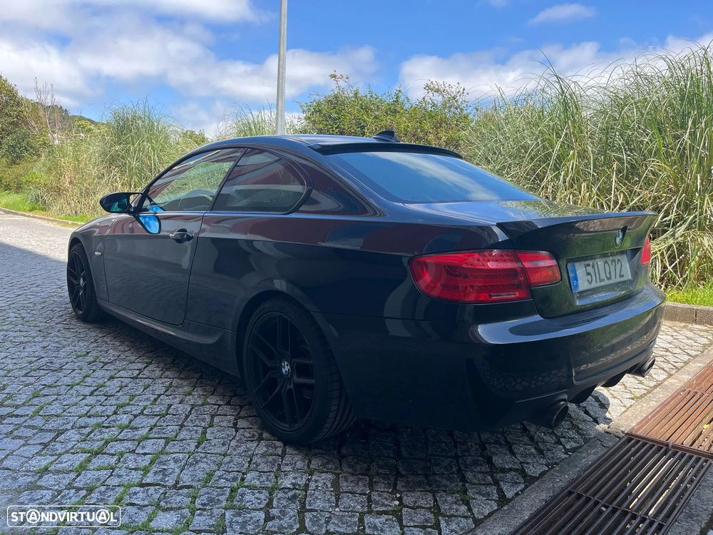 BMW 320 d Coupe Edição M - 2