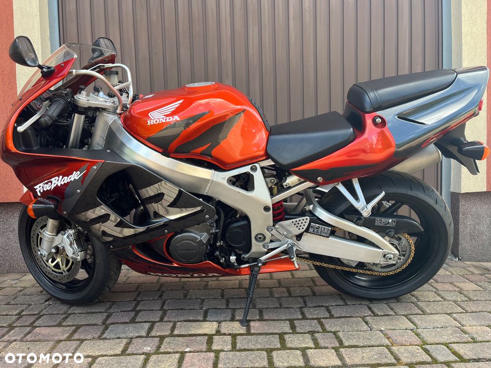 Honda CBR - 1