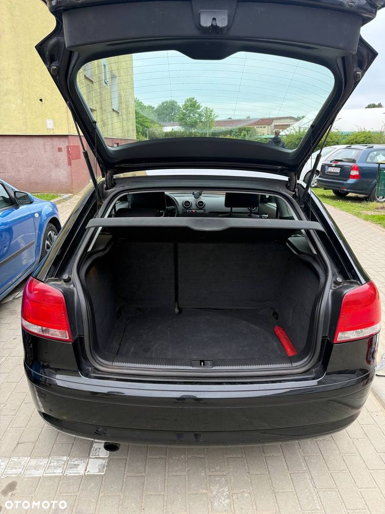 Audi A3 3-drzwiowe 1.6 Ambiente - 10