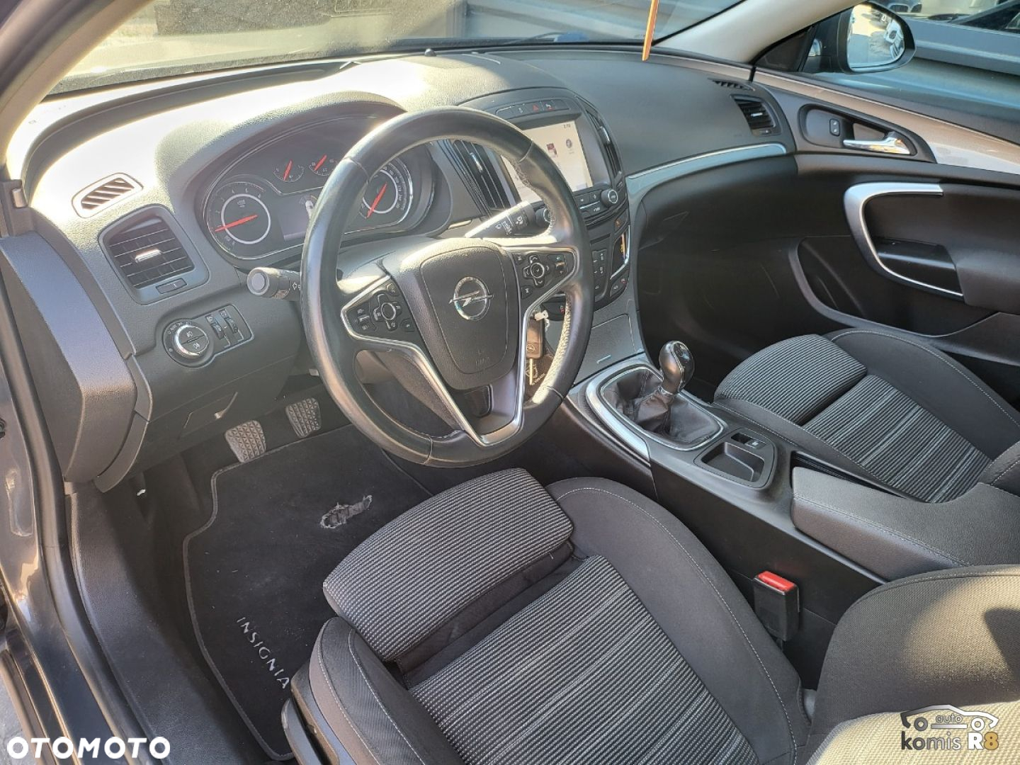 Opel Insignia - 19