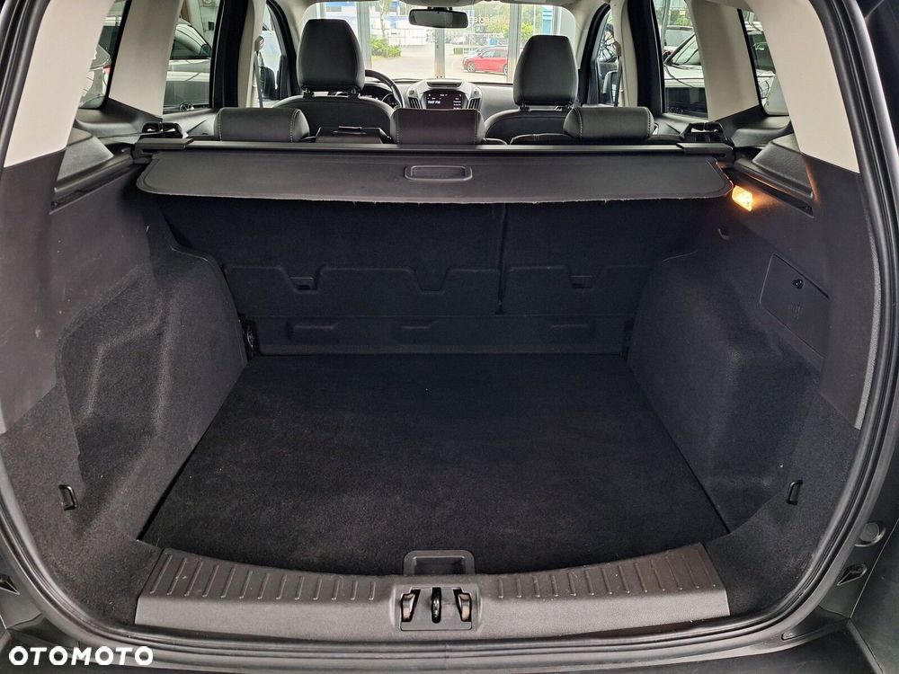 Ford Kuga - 17