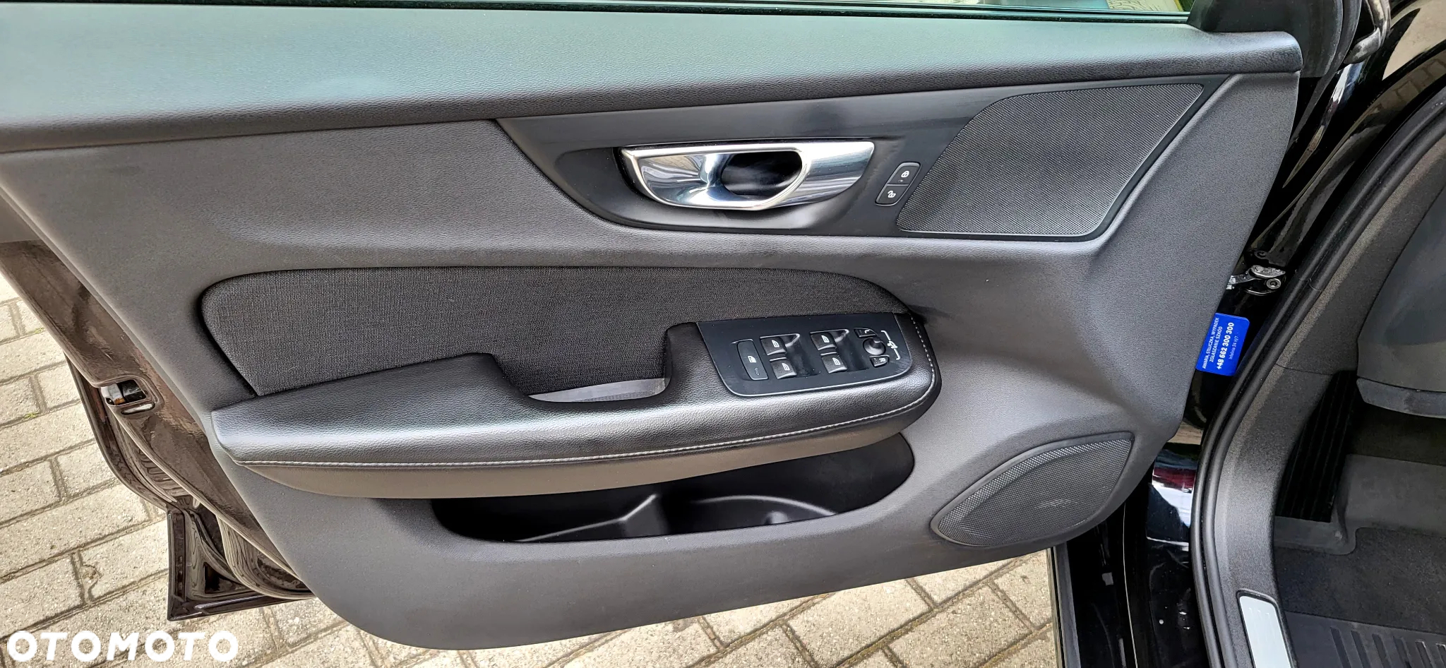 Volvo V60 D4 Momentum - 10