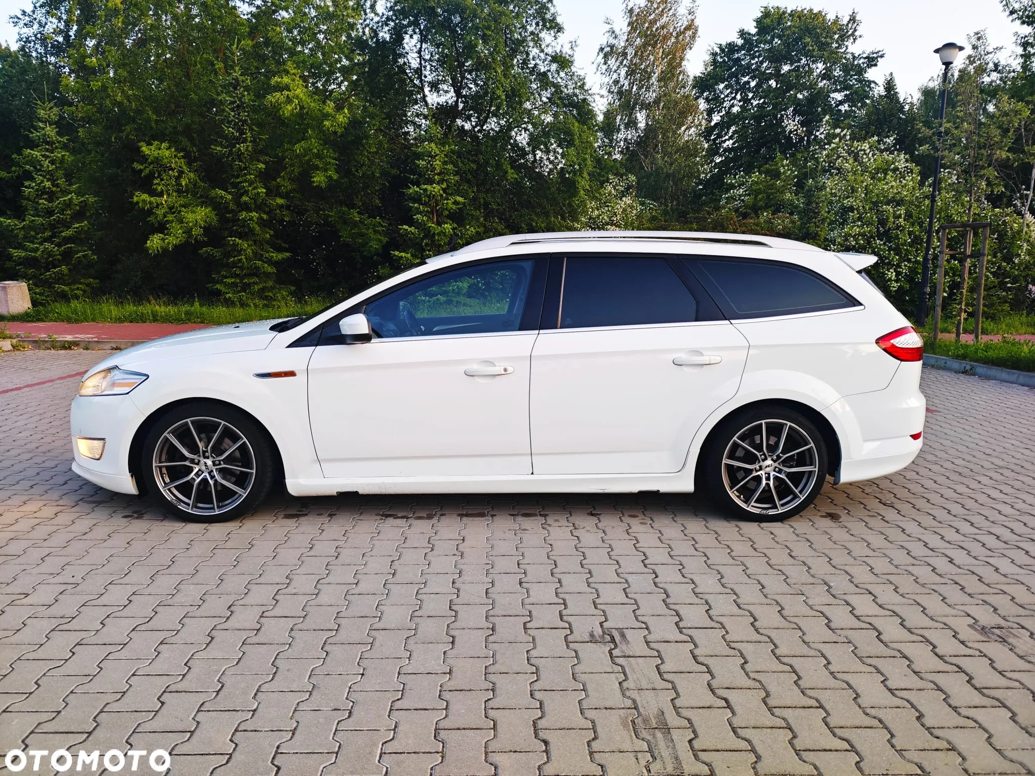 Ford Mondeo 2.0 TDCI ECOnetic Business Edition - 8