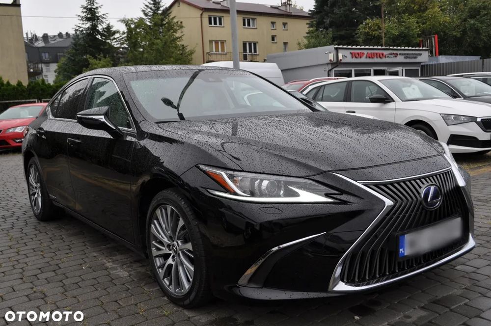 Lexus ES 300h Business Edition + - 6