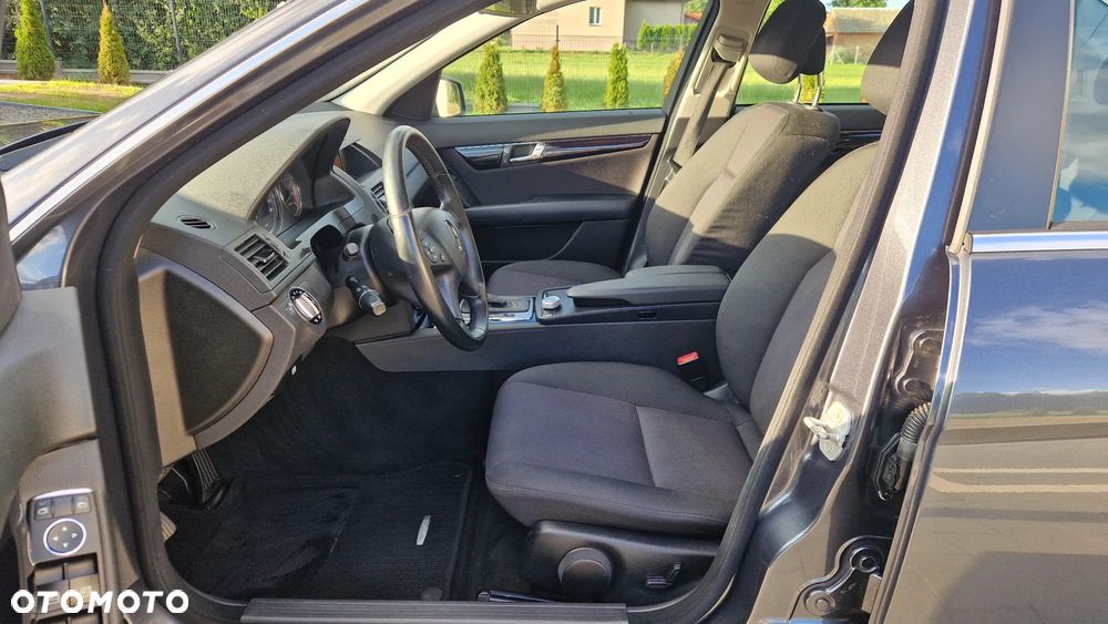 Mercedes-Benz Klasa C 180 Kompressor Automatik BlueEFFICIENCY - 13