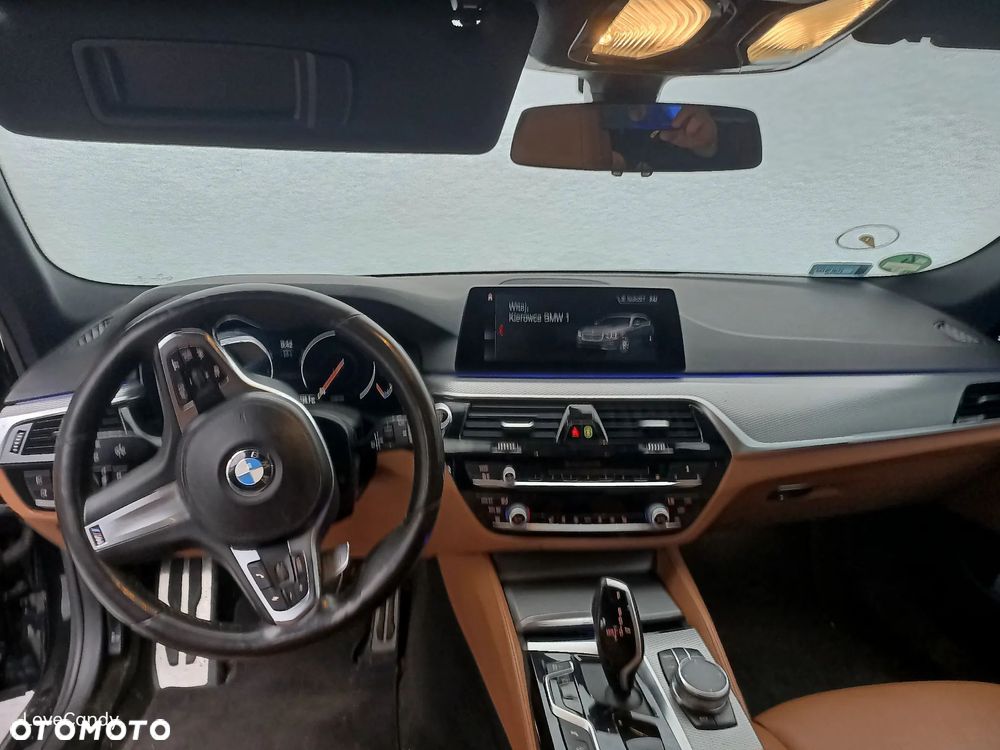 BMW Seria 5 530d xDrive Sport Line - 13