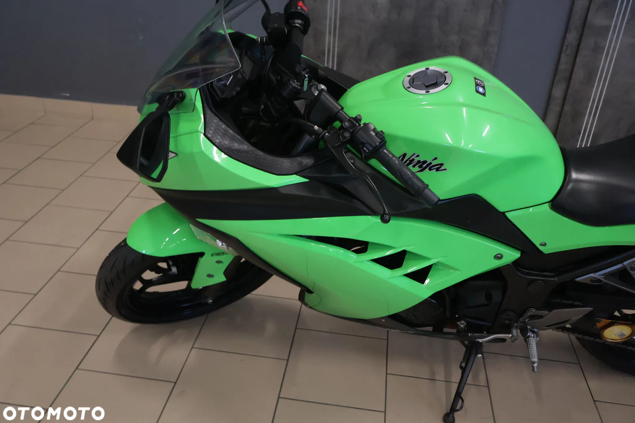 Kawasaki Ninja - 7