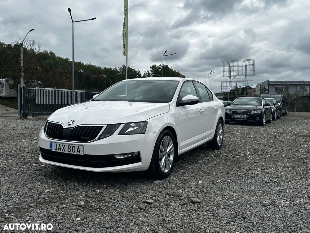 Skoda Octavia Combi Diesel 1.6 TDI Active - 1