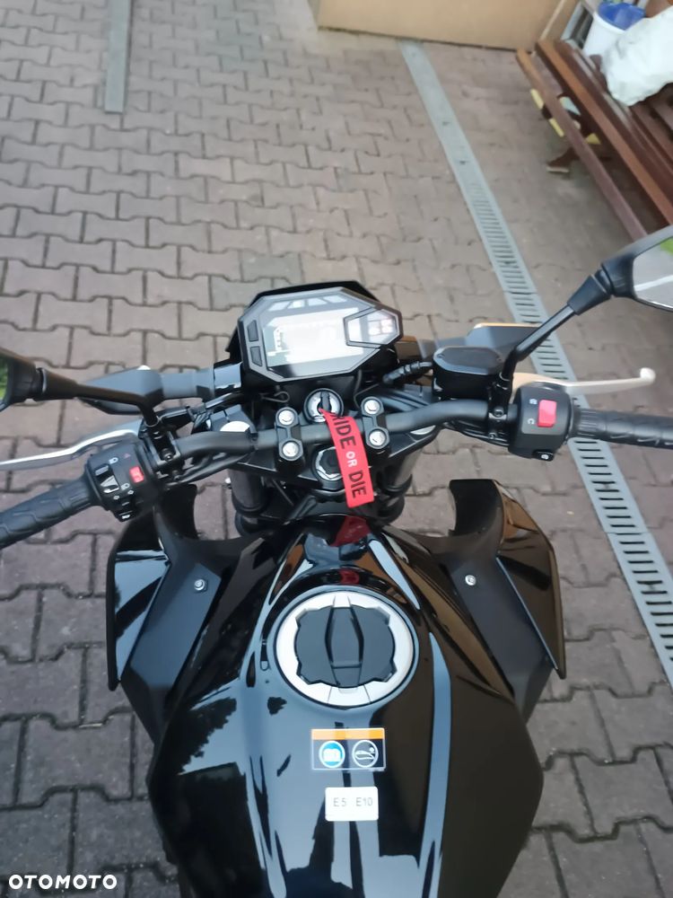 Kawasaki Z - 5