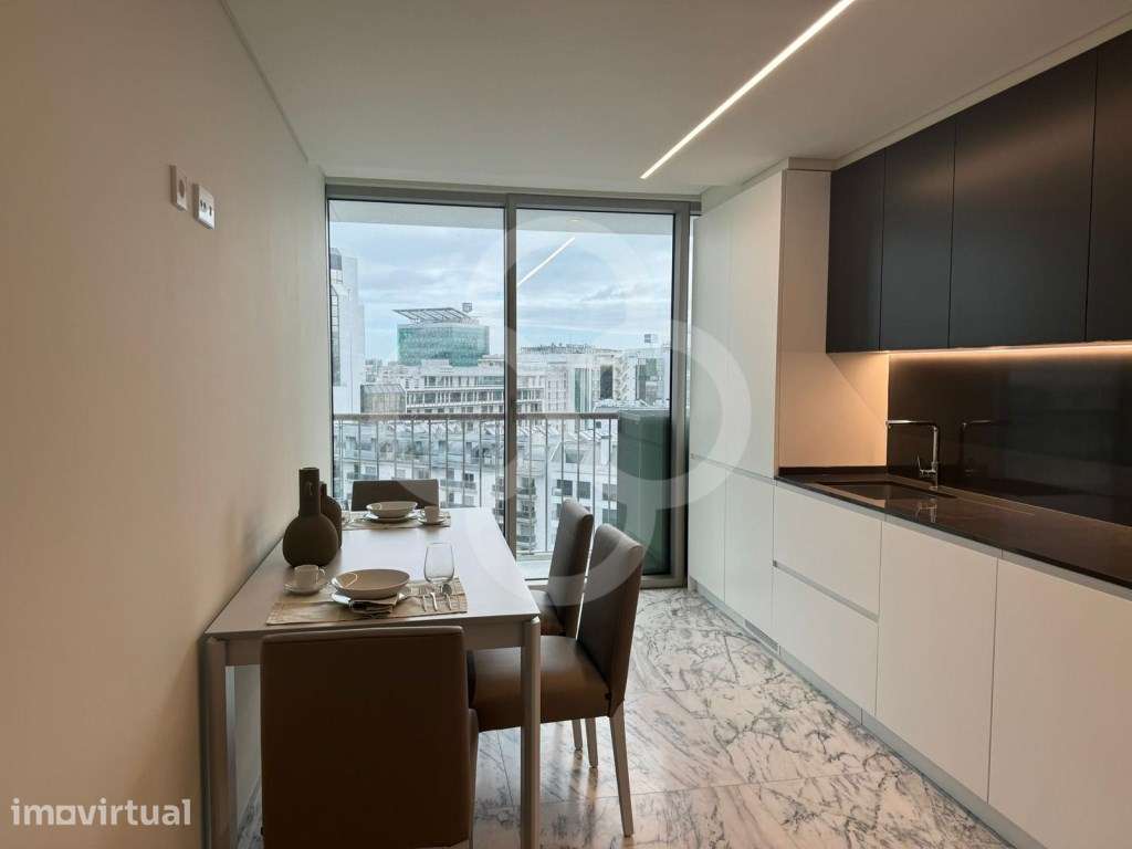 Apartamento T2 na Infinity Tower com vista deslumbrante em Campolid... - Grande imagem: 2/33