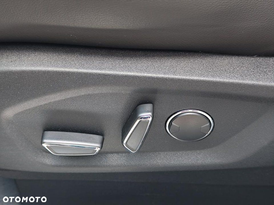 Ford S-Max - 31