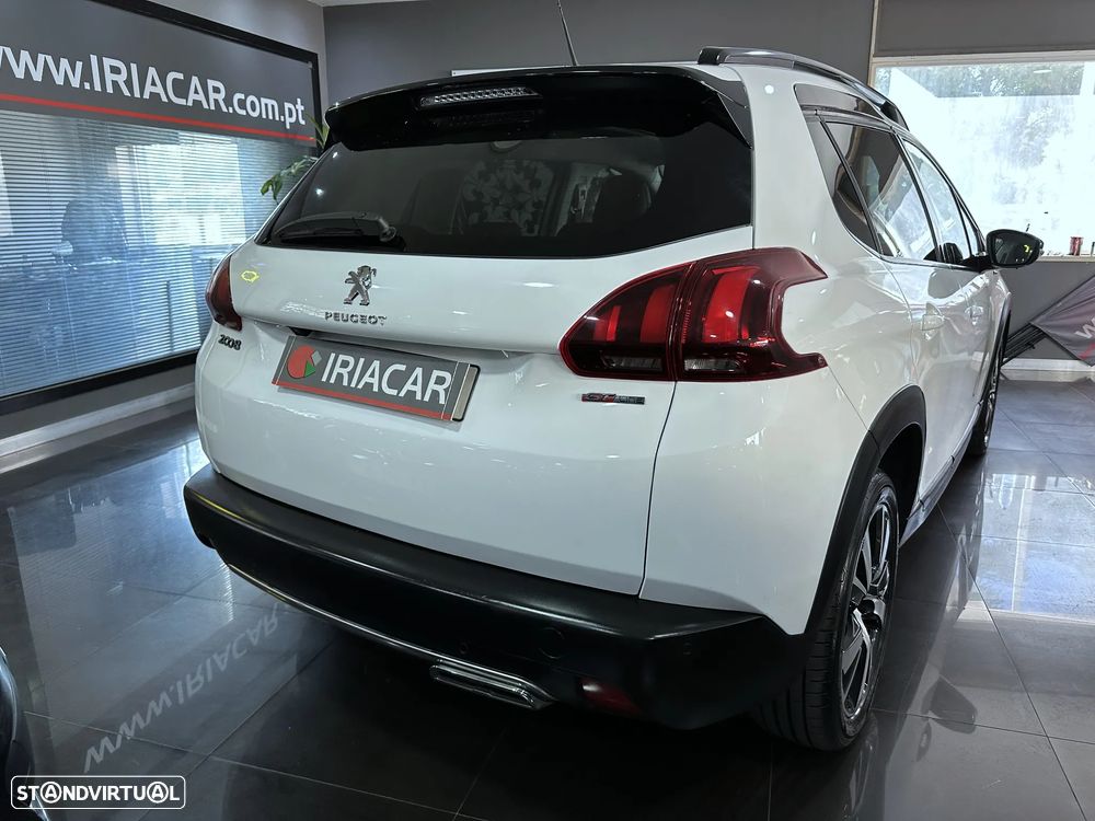 Peugeot 2008 1.2 PureTech GT Line - 9