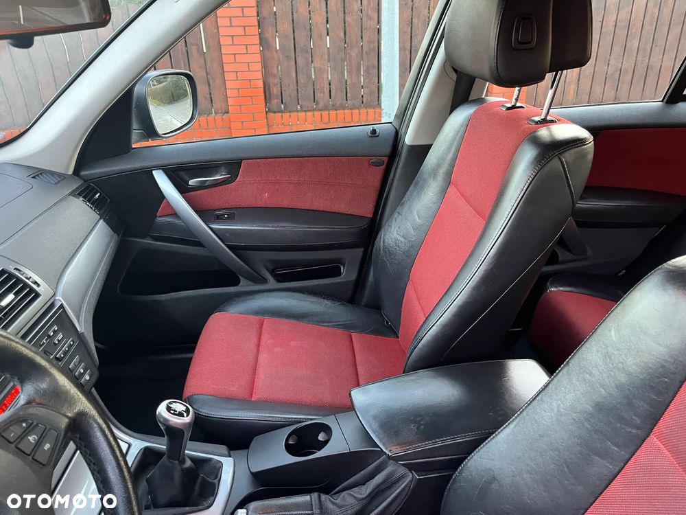 BMW X3 xDrive18d - 24