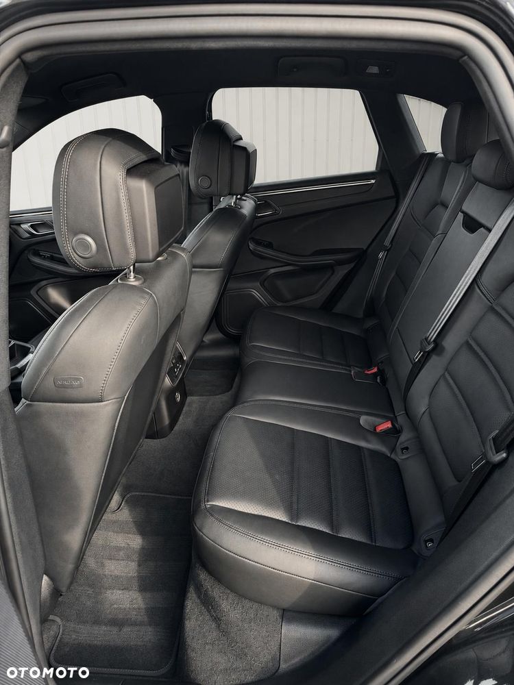 Porsche Macan T - 14