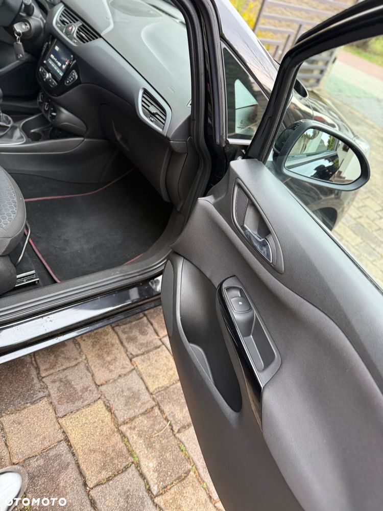Opel Corsa 1.4 16V Cosmo - 11