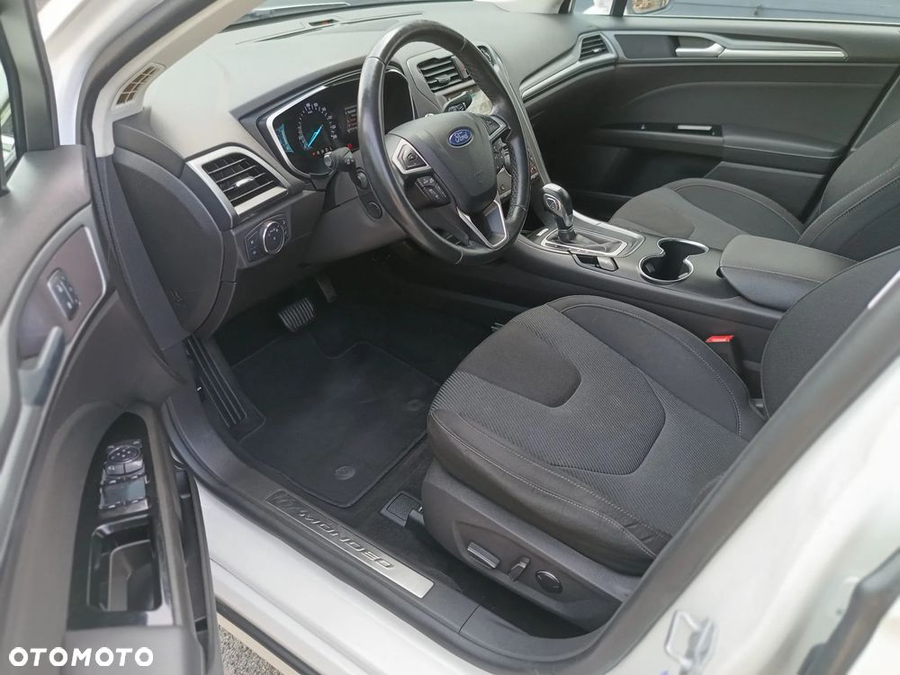 Ford Mondeo - 10