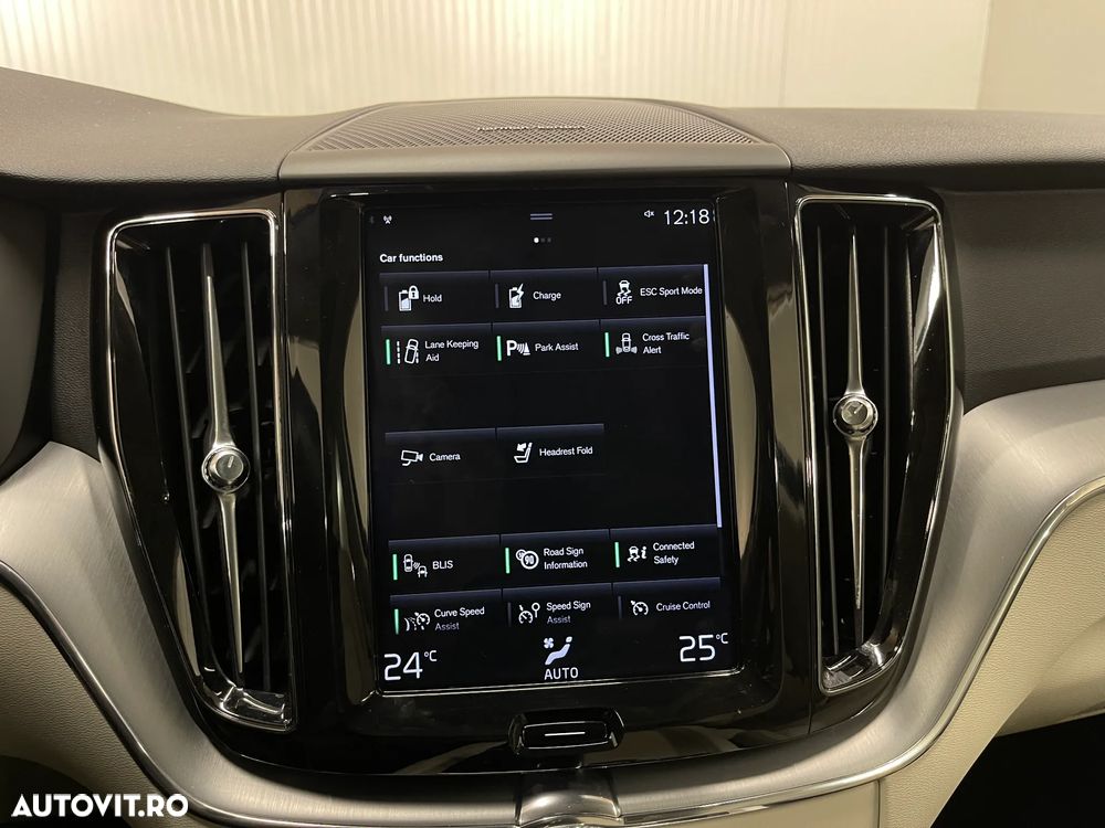 Volvo XC 60 Recharge T8 Twin Engine eAWD Inscription - 18