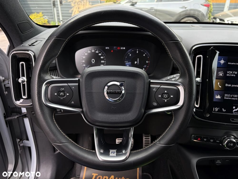 Volvo XC 40 D3 SCR R-Design - 23
