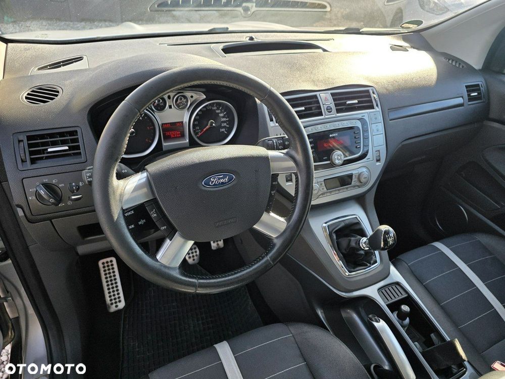 Ford Kuga 2.0 TDCi Titanium - 3
