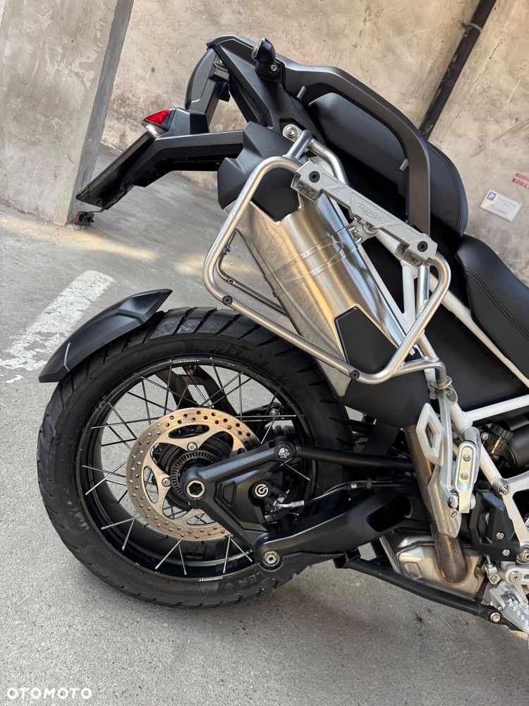Triumph Tiger - 9