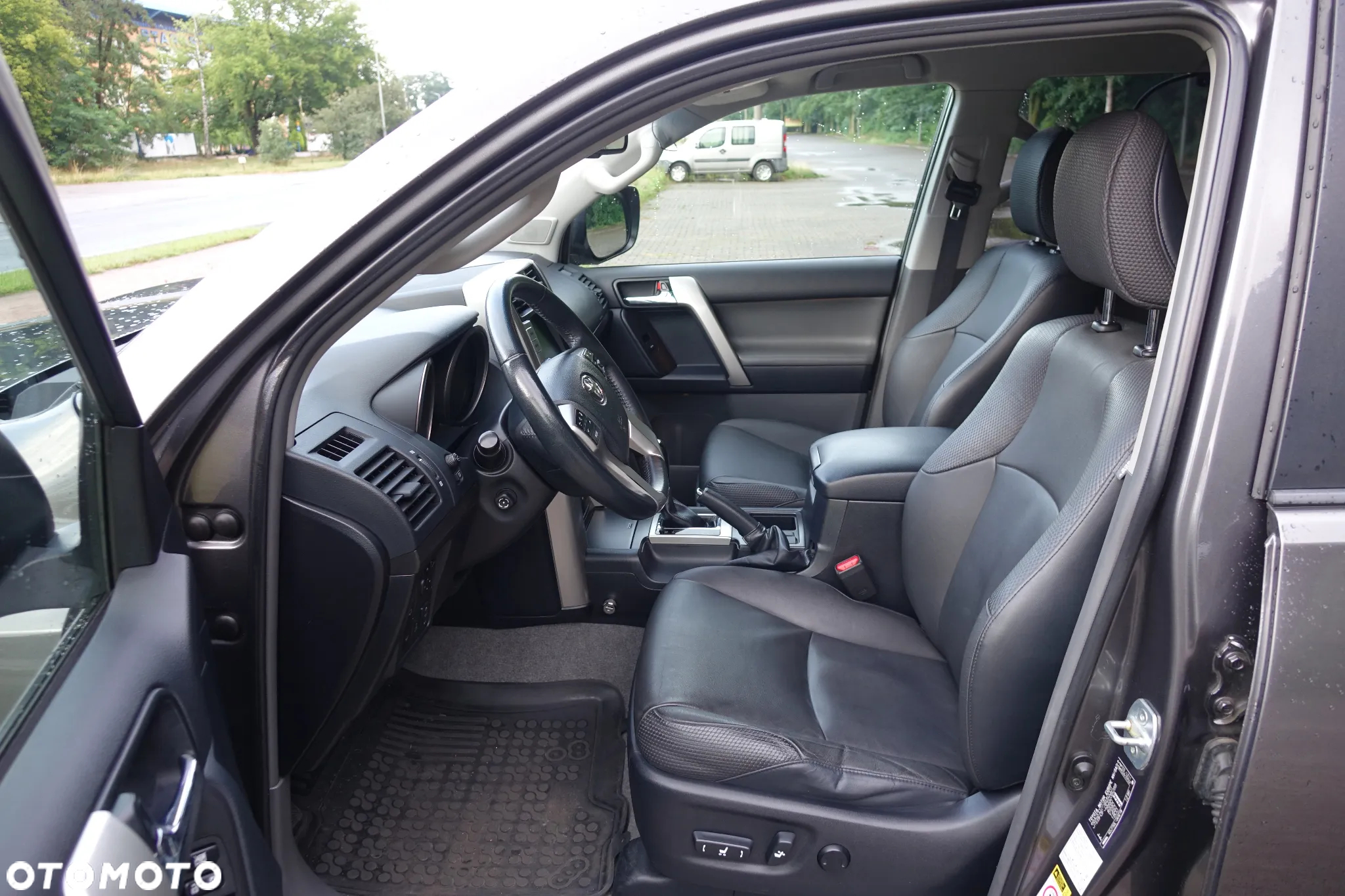 Toyota Land Cruiser LC 3.0 D-4D Sol plus - 15