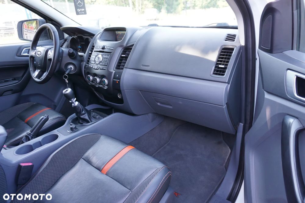 Ford Ranger Wildtrak - 14