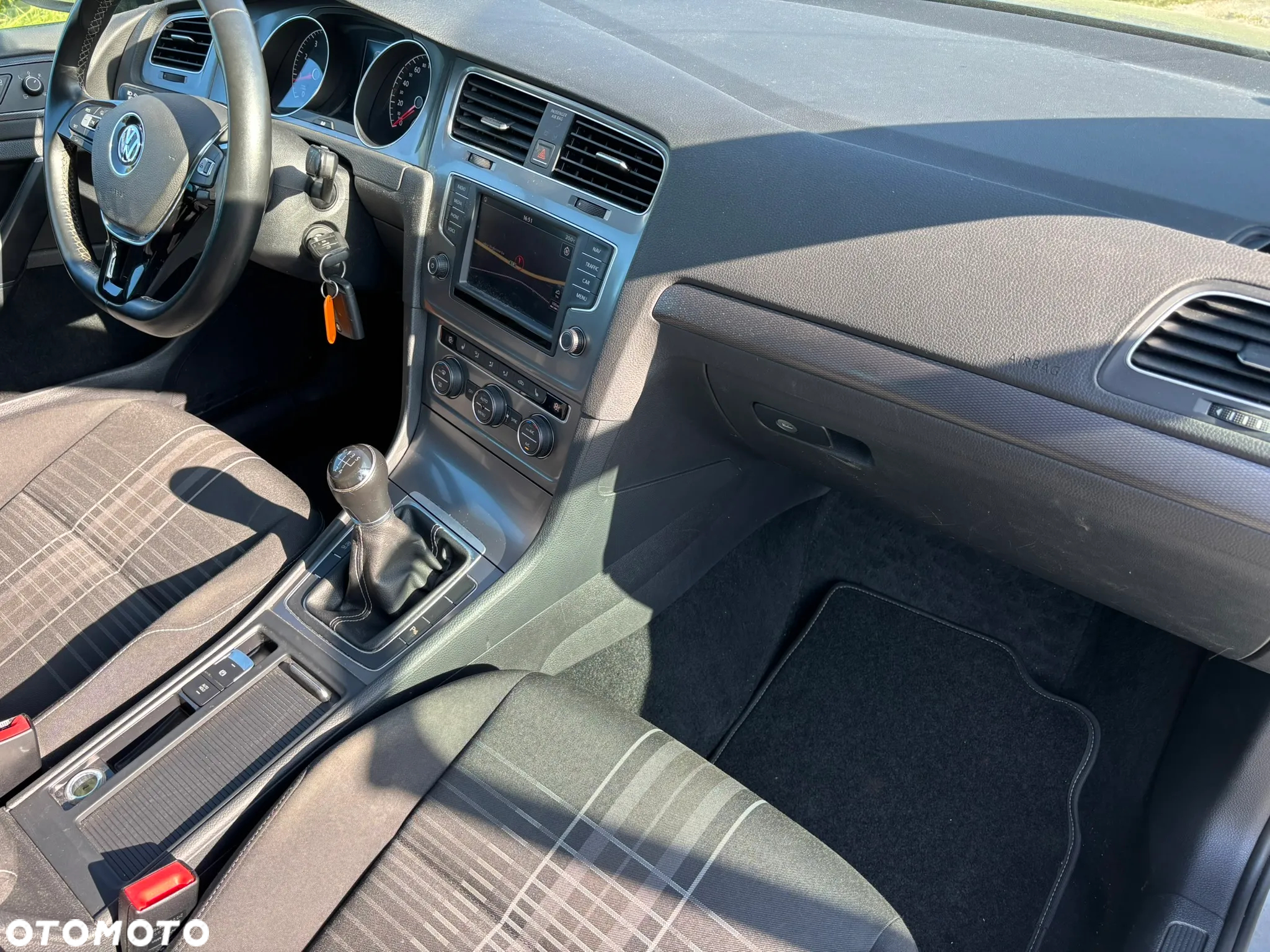 Volkswagen Golf VII 1.2 TSI BMT Trendline Perfectline - 10