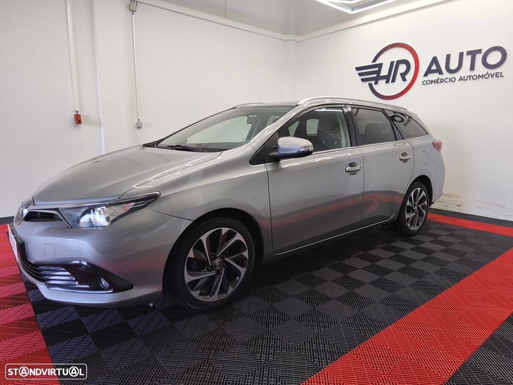 Toyota Auris Touring Sports 1.4 D-4D Comfort+Pack Sport - 2