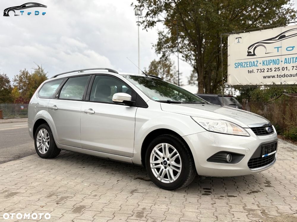 Ford Focus 1.8 FF Ghia - 8