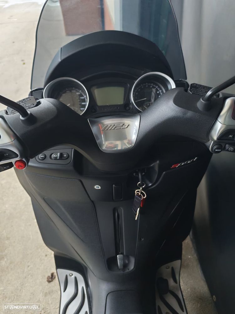 Piaggio MP3 300 S - 5