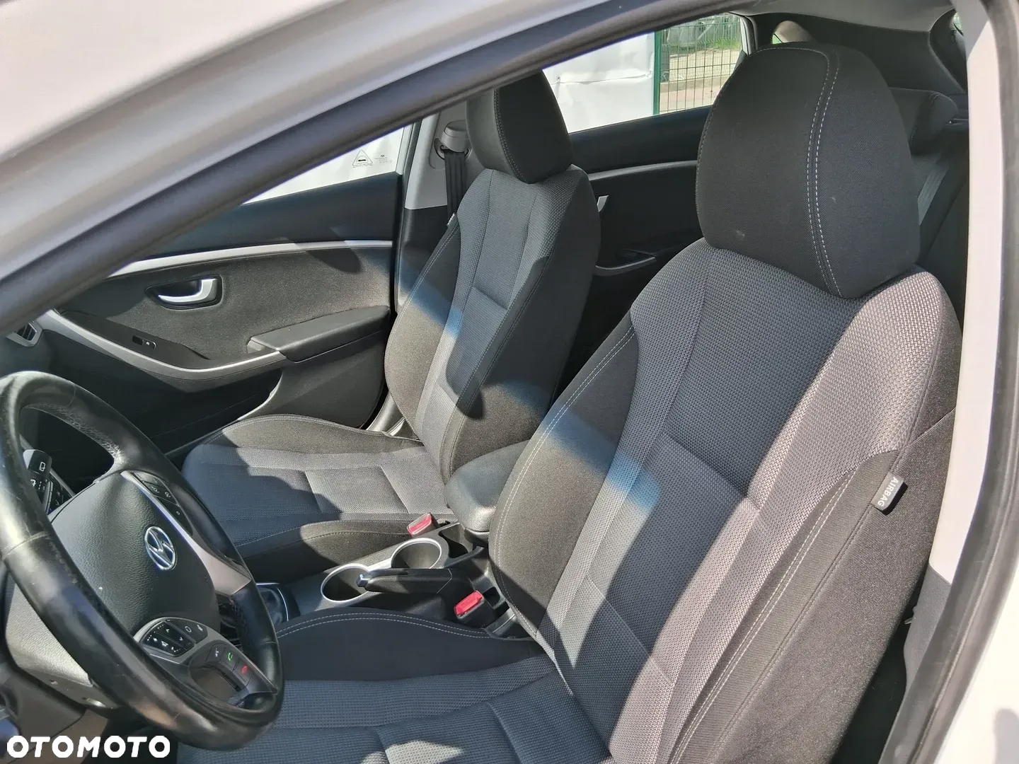 Hyundai i30 1.6 GDI Premium - 14