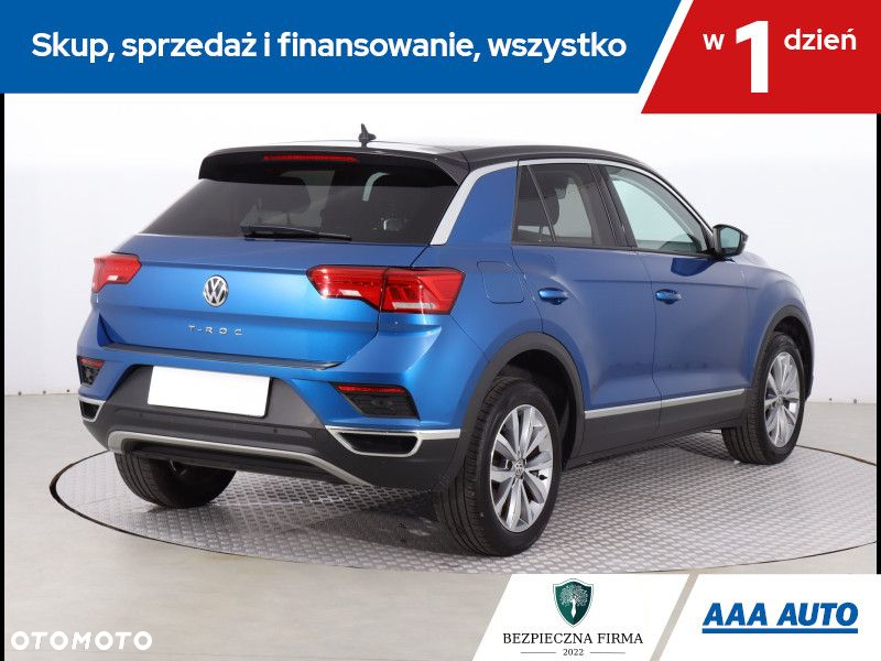 Volkswagen T-Roc - 6