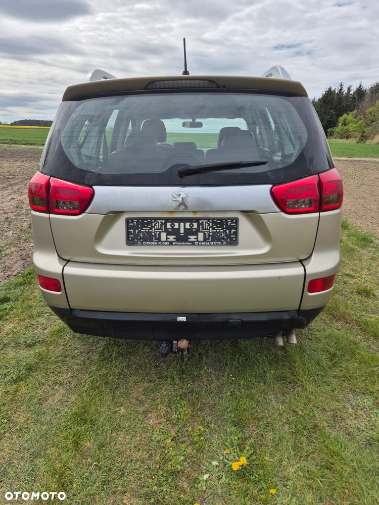 Peugeot 4007 HDI FAP 7-Sitzer Active - 9