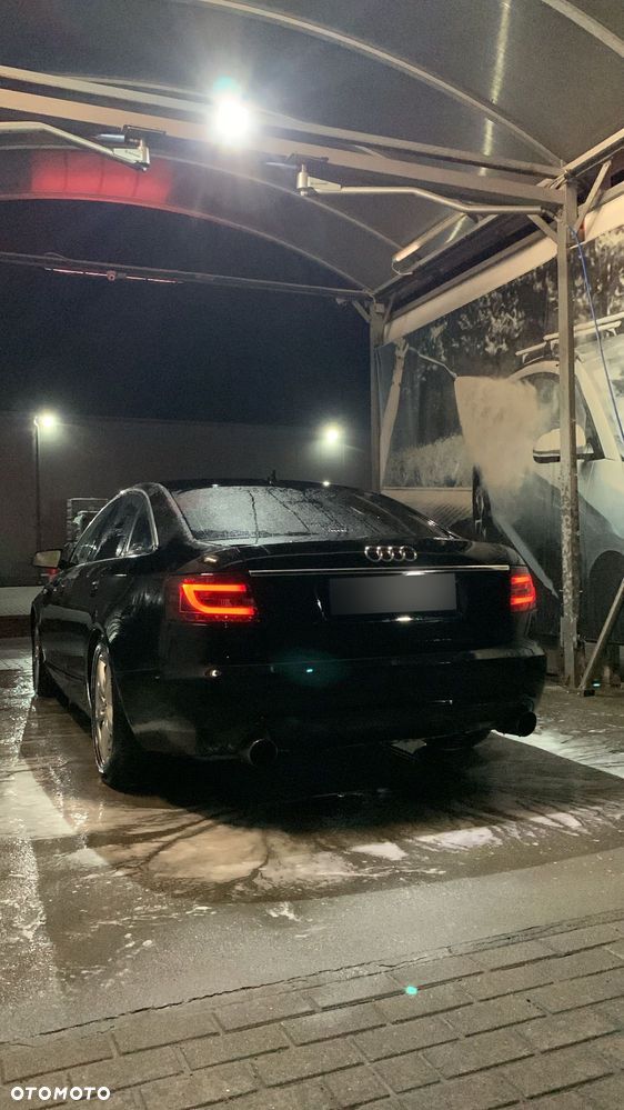 Audi A6 Limousine 2.4 - 14