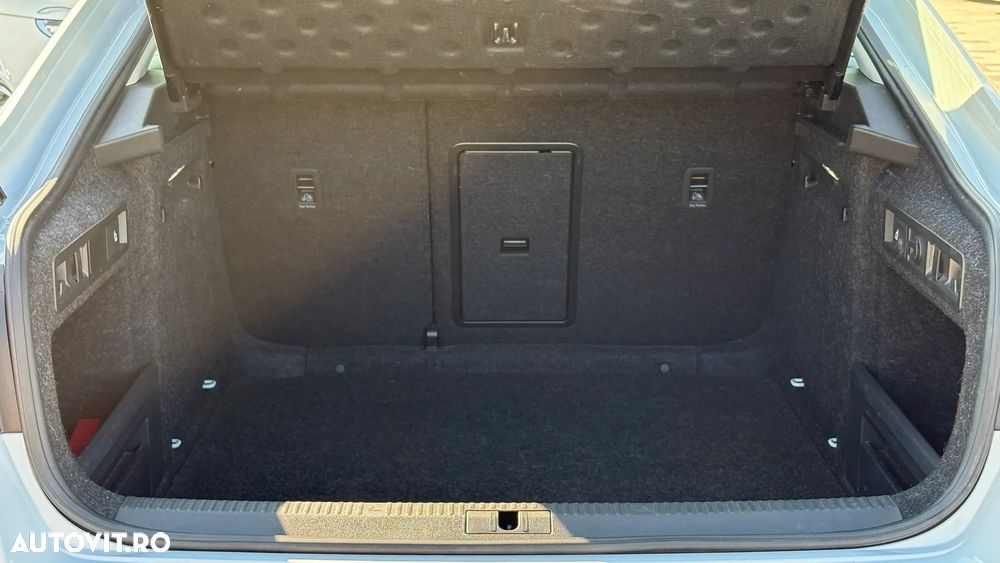 Skoda Superb 2.0 TDI DSG Ambition - 32