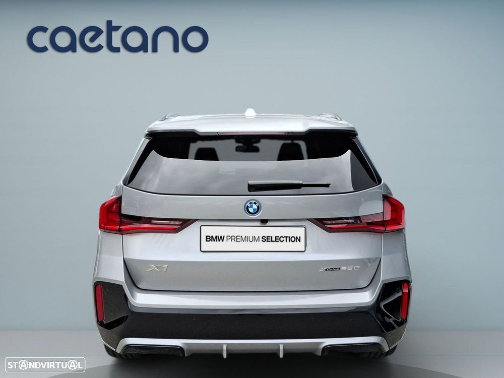 BMW X1 xDrive25e Pack Desportivo M - 7