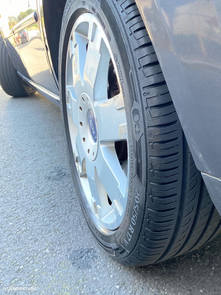 Ford Mondeo SW 2.0 TDCi Ghia - 18