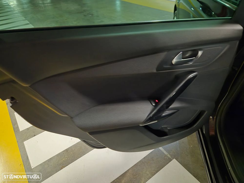 Peugeot 508 SW 2.0 HDi Allure - 32