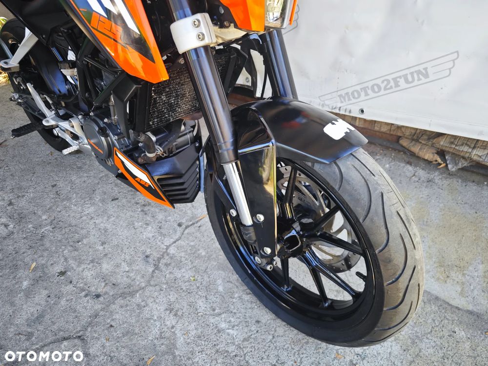 KTM Duke 125 - 9