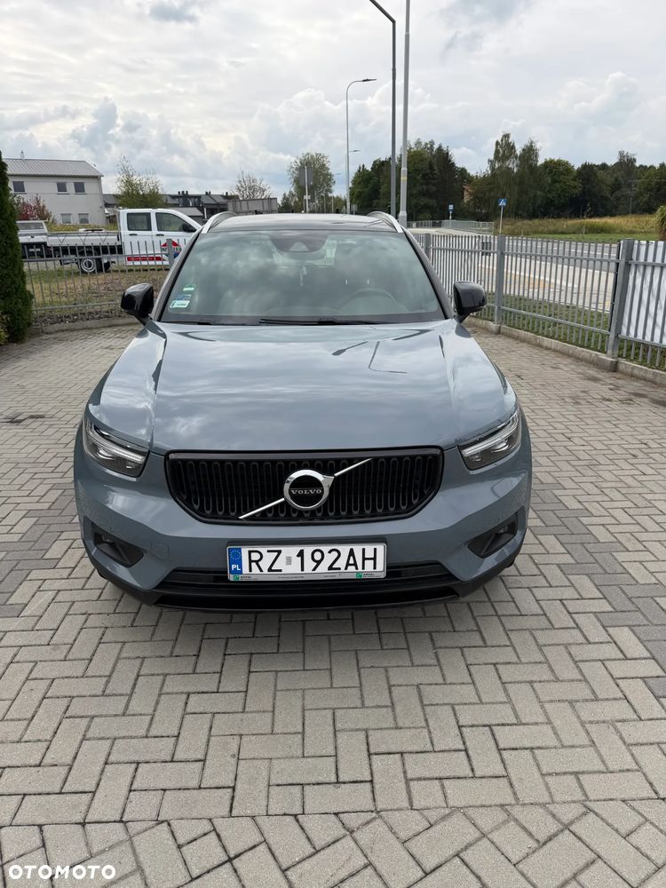Volvo XC 40 T3 Momentum Pro - 18
