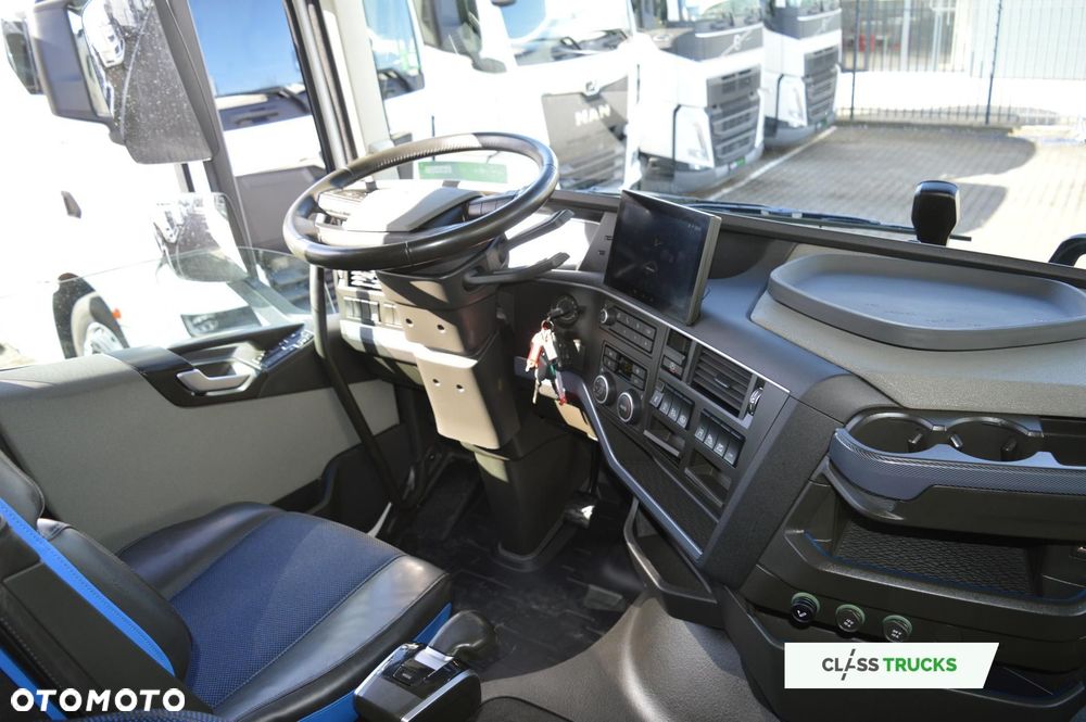 Volvo FH 460 Globetrotter XL i-Save - 12