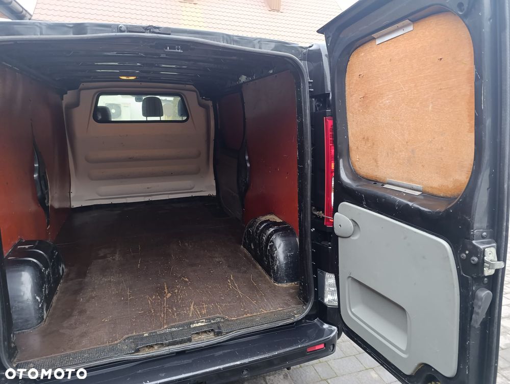 Opel Vivaro - 9